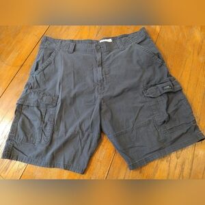 Wrangler Relaxed Fit Men's Grey Cargo Shorts 40